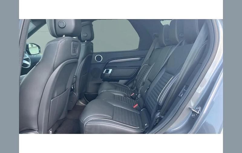 Used Land Rover Discovery 5 296 HP (217 kW) 2024 Grey SUV