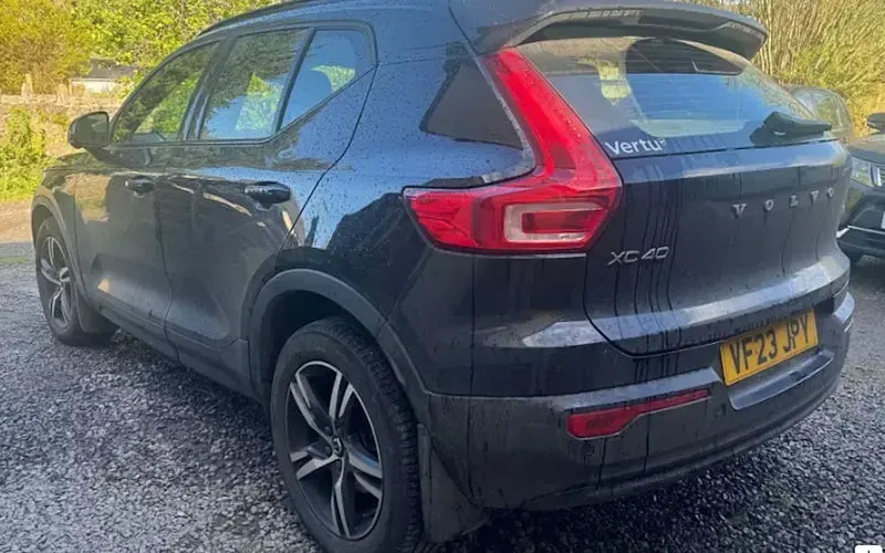 Begagnad Volvo XC40 Plus 163 HK (119 kW) 2026 SUV