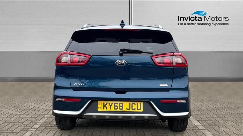 Used Kia Niro 141 HP (103 kW) 2018 Aqua blue metallic SUV