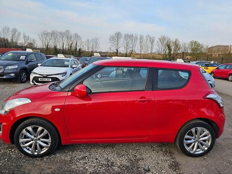 Używany Suzuki Swift SZ3 2013 Czerwony Hatchback