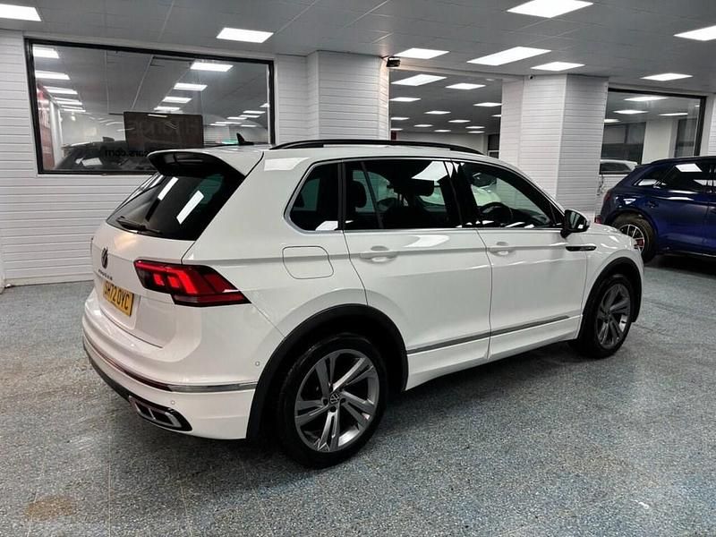 Used VW Tiguan R-line Edition 150 HP (110 kW) 2022 White SUV