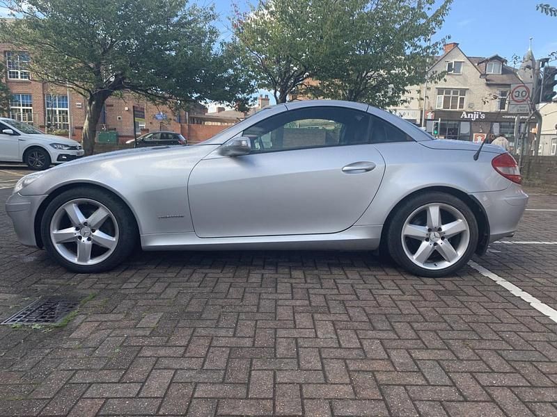 Used Mercedes SLK200 163 HP (119 kW) 2005 Silver Cabriolet