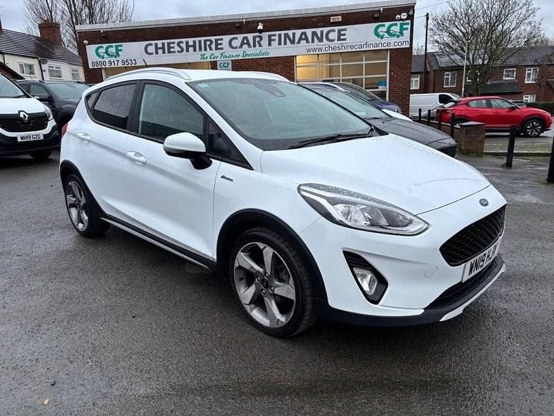 Used Ford Fiesta Active 100 HP (73 kW) 2019 White Hatchback