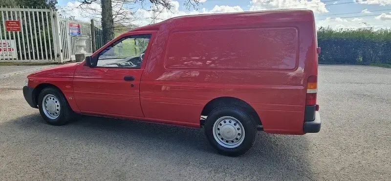 Used Ford Escort 1998 Red Van