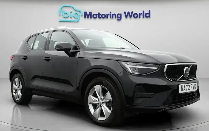 Used Volvo XC40 Core 163 HP (119 kW) 2026 SUV