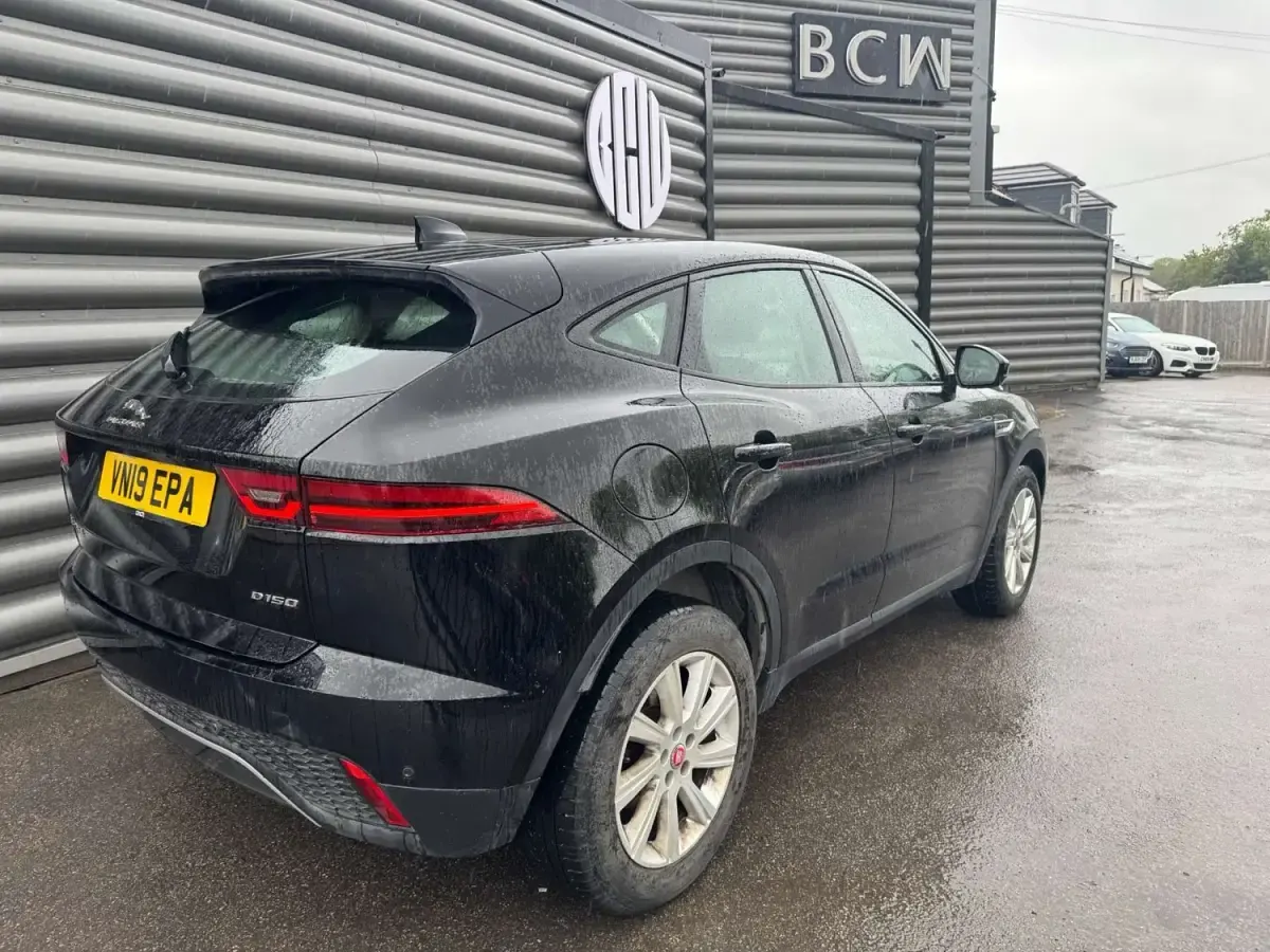 Używany Jaguar E-Pace S 2019 Czarny SUV