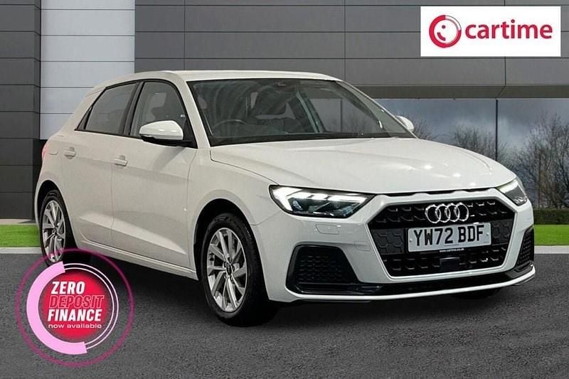Used Audi A1 Sportback Sport 95 HP (69 kW) 2023 White Hatchback