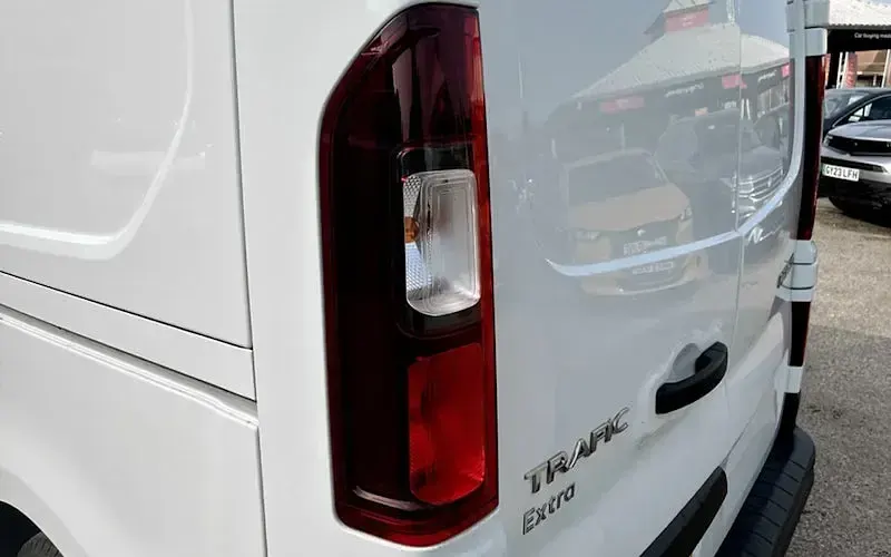 Used Renault Trafic 150 HP (110 kW) 2023 White MPV