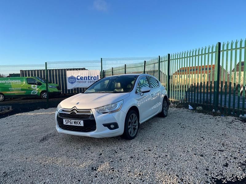 White Used 2011 Citroën DS4 Hatchback | £1,995 (Super price) - Image 1/4