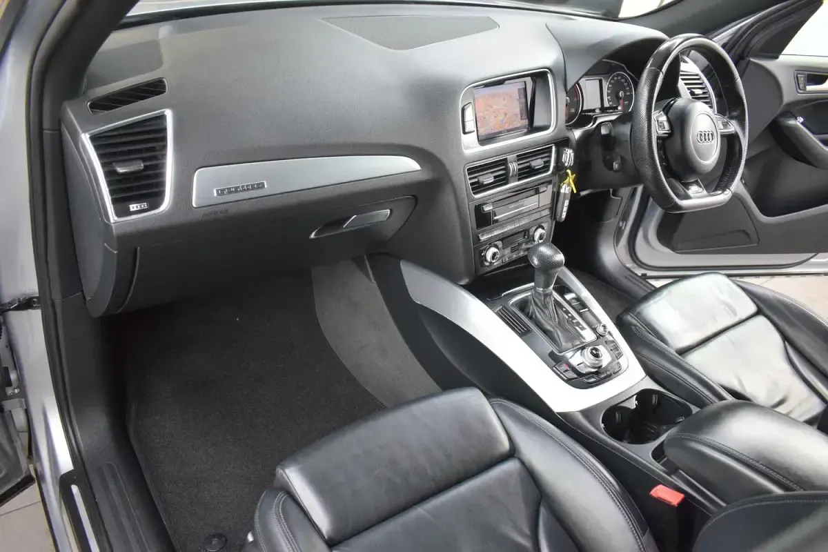 Used Audi Q5 S-line plus 2014 Silver SUV