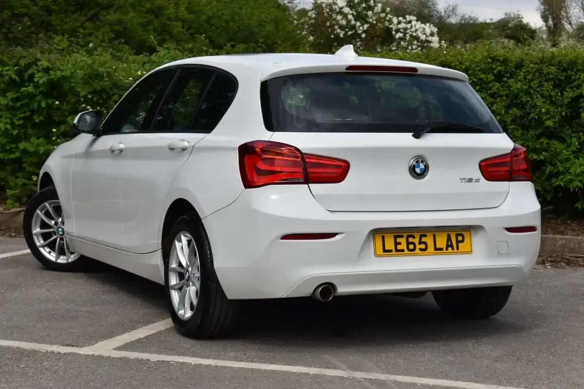 Used BMW 116 Comfort Edition 2015 White Hatchback