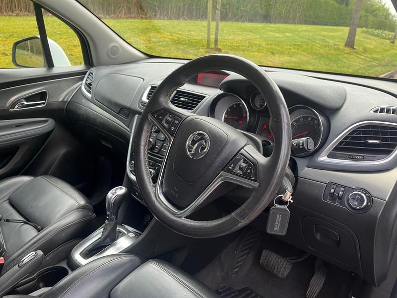 Używany Vauxhall Mokka 140 KM (102 kW) 2015 Biały SUV