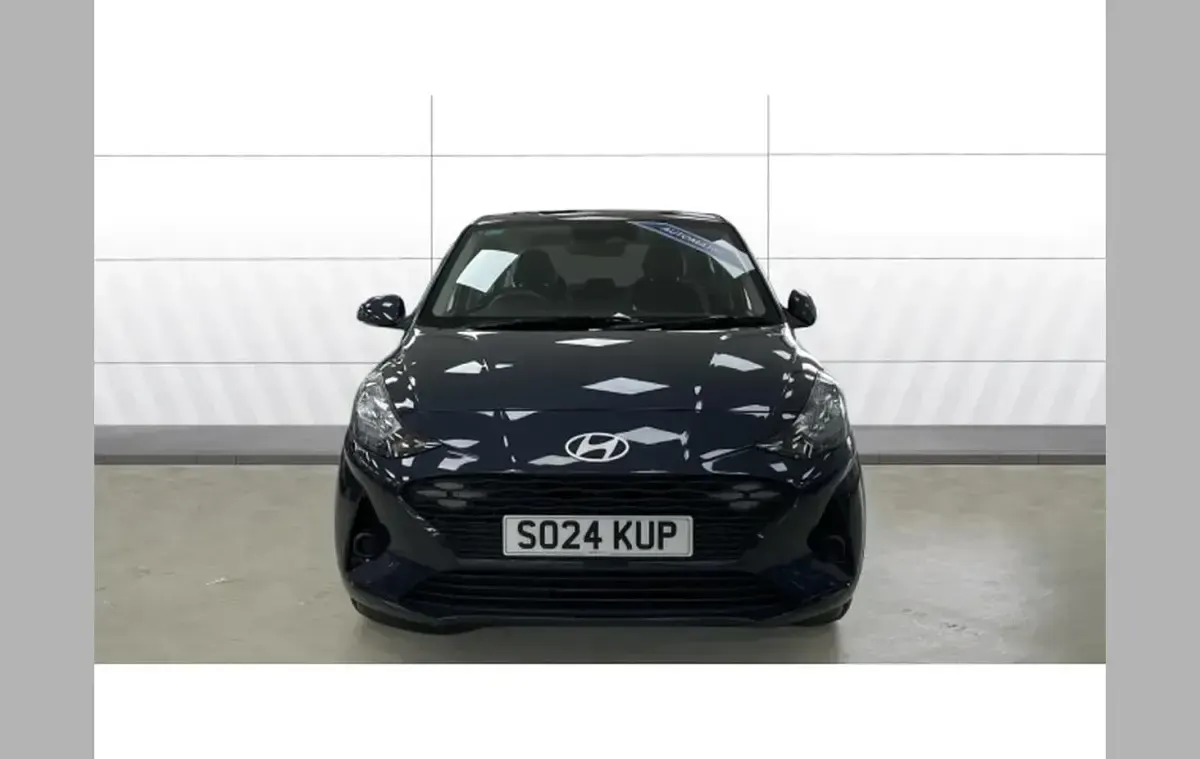 Used Hyundai i10 Advanced 63 HP (46 kW) 2024 Other Hatchback