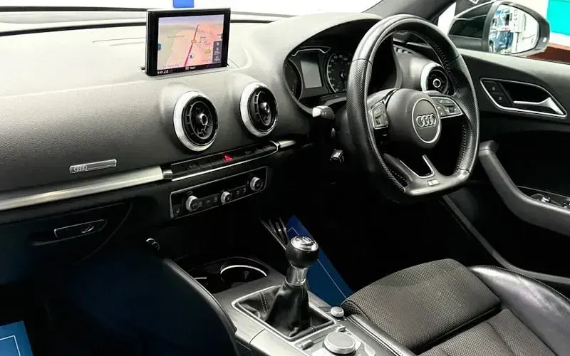 Begagnad Audi A3 Cabriolet S-Line 150 HK (110 kW) 2018 Cab
