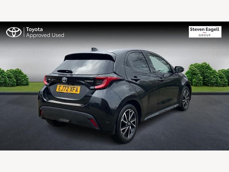 Used Toyota Yaris Hybrid Design 2023 Black Hatchback