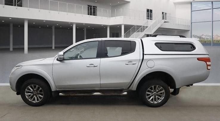 Used Mitsubishi L200 Warrior 178 HP (130 kW) 2016 Silver Pickup