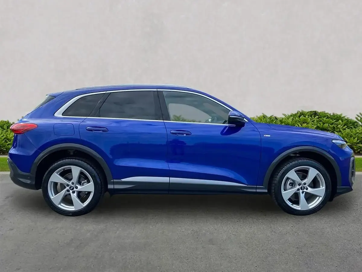 Used Audi Q5 S-Line 2026 Blue SUV