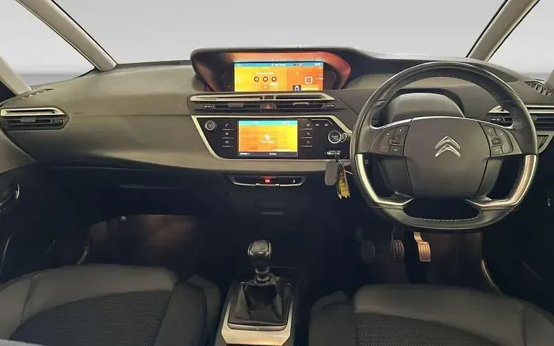 Used Citroën C4 SpaceTourer PureTech 131 HP (96 kW) 2022 MPV
