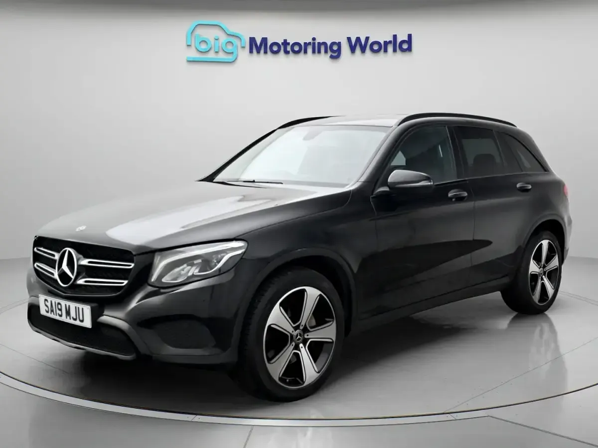 Used Mercedes GLC250 Urban 208 HP (152 kW) 2019 SUV