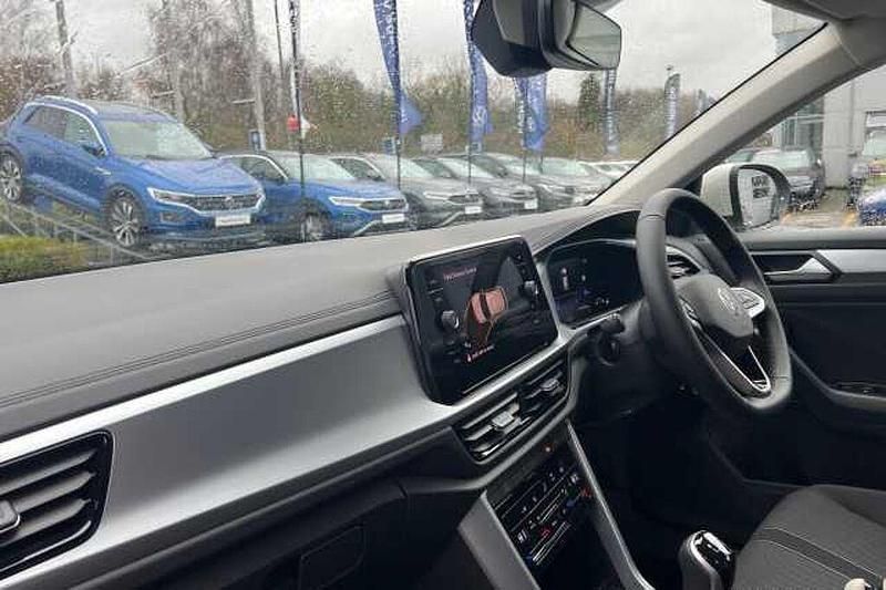 New VW T-Roc 115 HP (84 kW) 2025 SUV