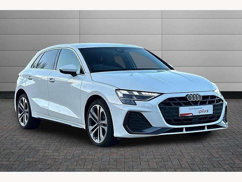 White Used 2025 Audi A3 e-tron S-Line Hatchback | £27,550 (A bit pricey) - Image 1/4
