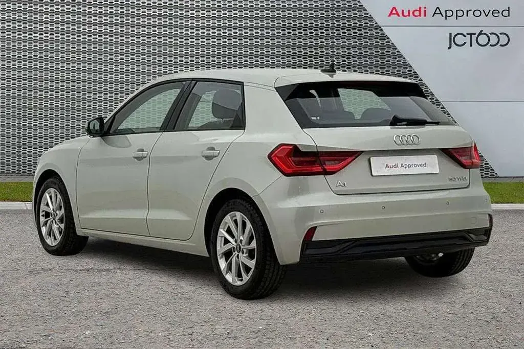 Used Audi A1 Sport 108 HP (79 kW) 2023 Silver SUV