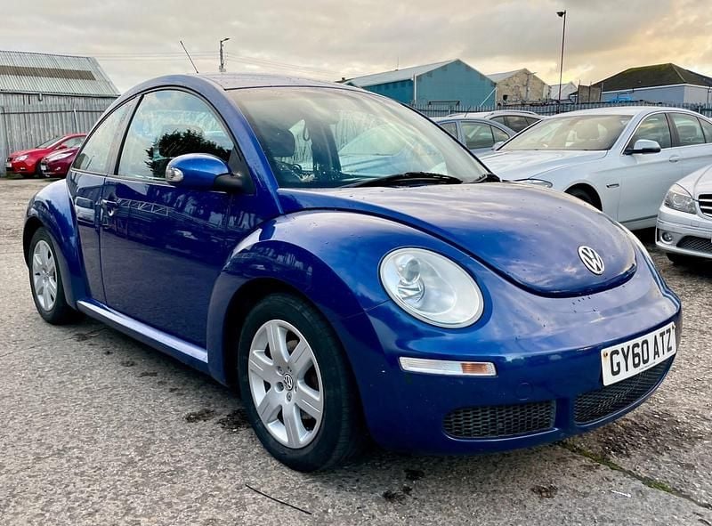 Blue Used 2010 VW Beetle Hatchback | £2,250 (Good price) - Image 1/4