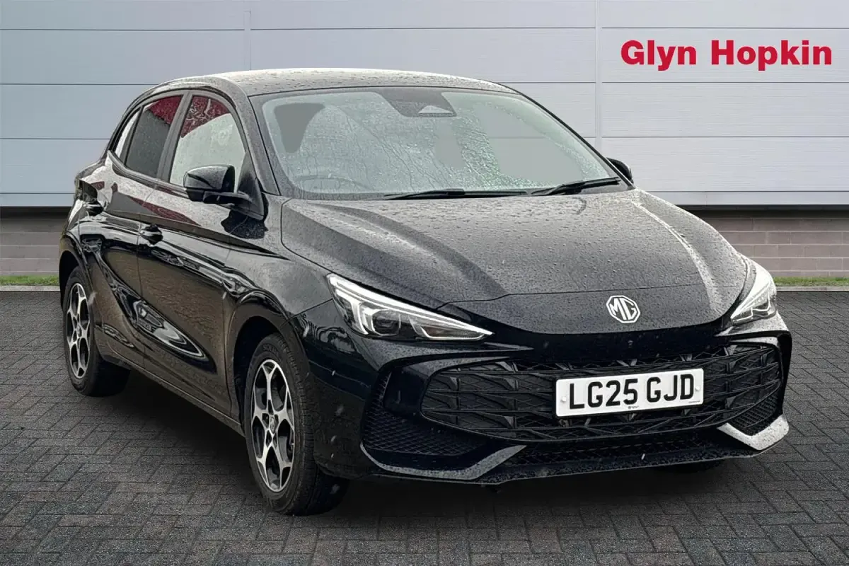 Begagnad MG MG3 Trophy 194 HK (142 kW) 2025 Halvkombi
