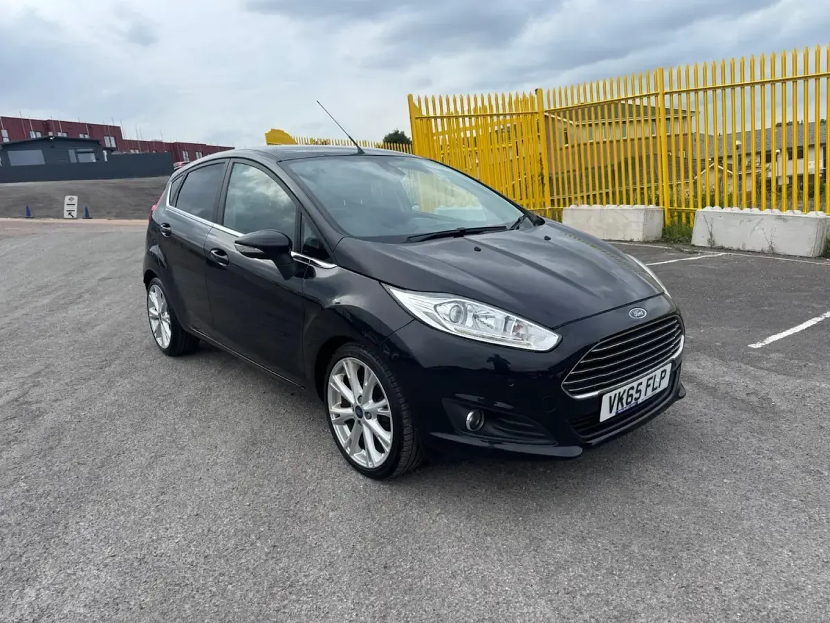 Used Ford Fiesta Titanium X 125 HP (91 kW) 2015 Black Hatchback