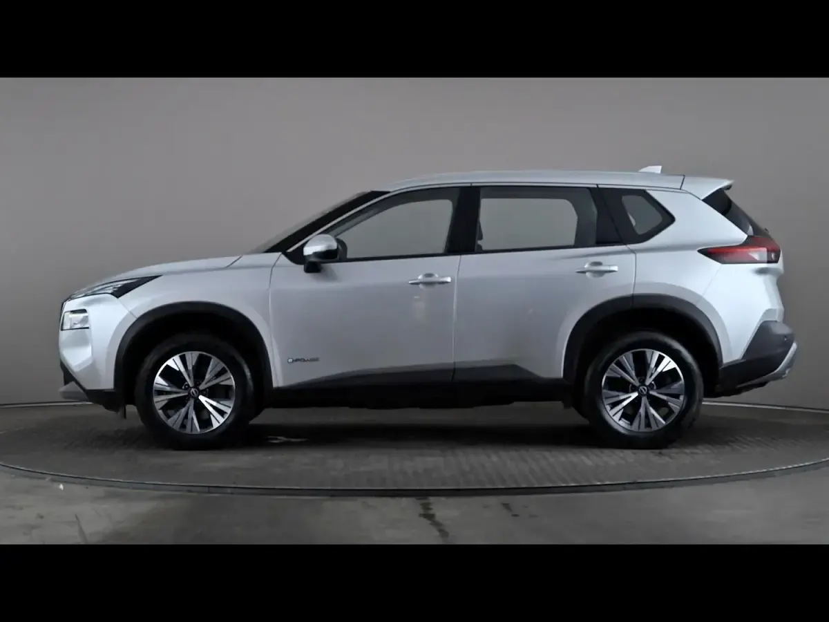 Used Nissan X-Trail Acenta Premium 204 HP (150 kW) 2024 Silver SUV