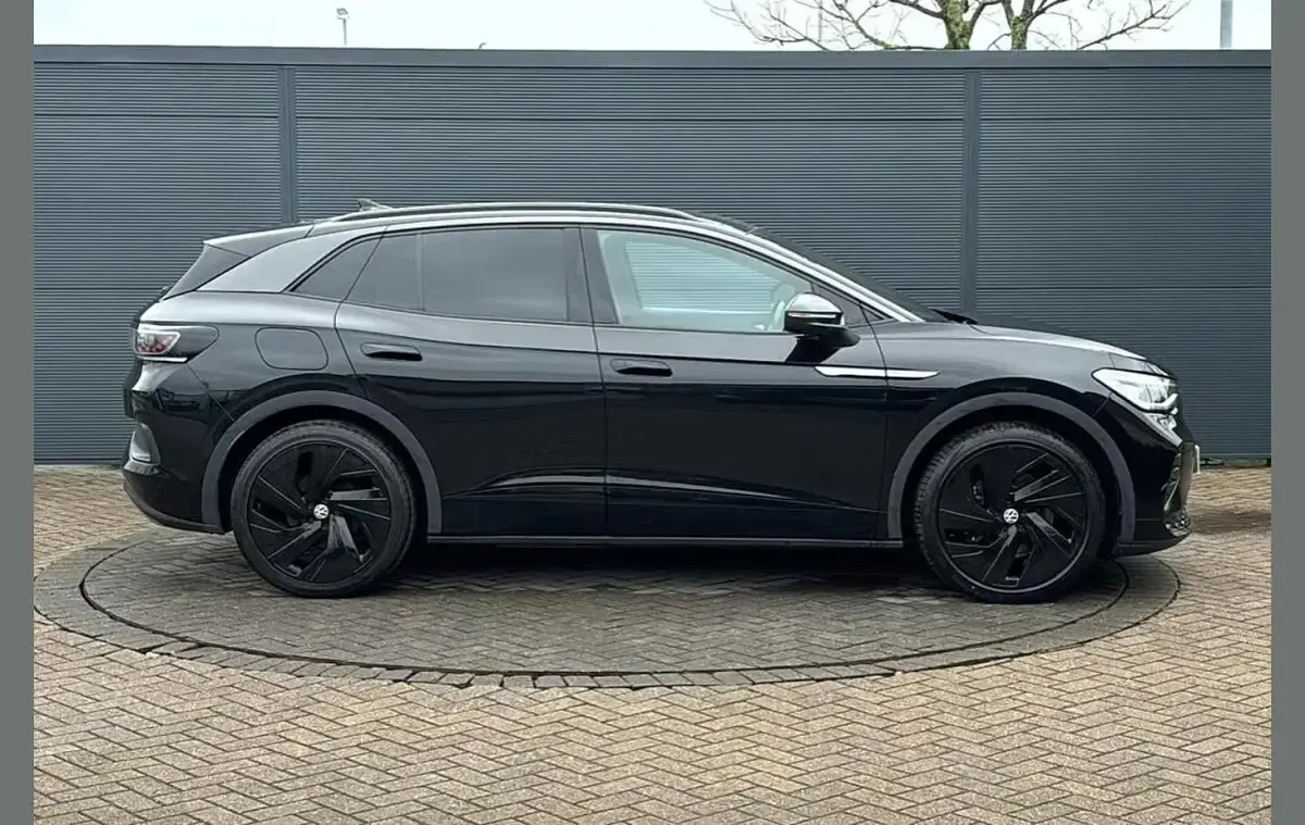 Used VW ID.4 GTX 219 kW (299 HP) 2022 Black SUV