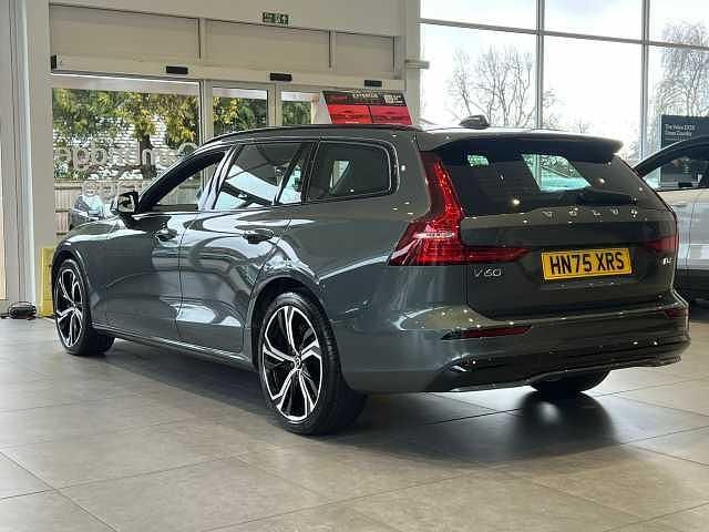 New Volvo V60 Plus 194 HP (142 kW) 2026 Estate