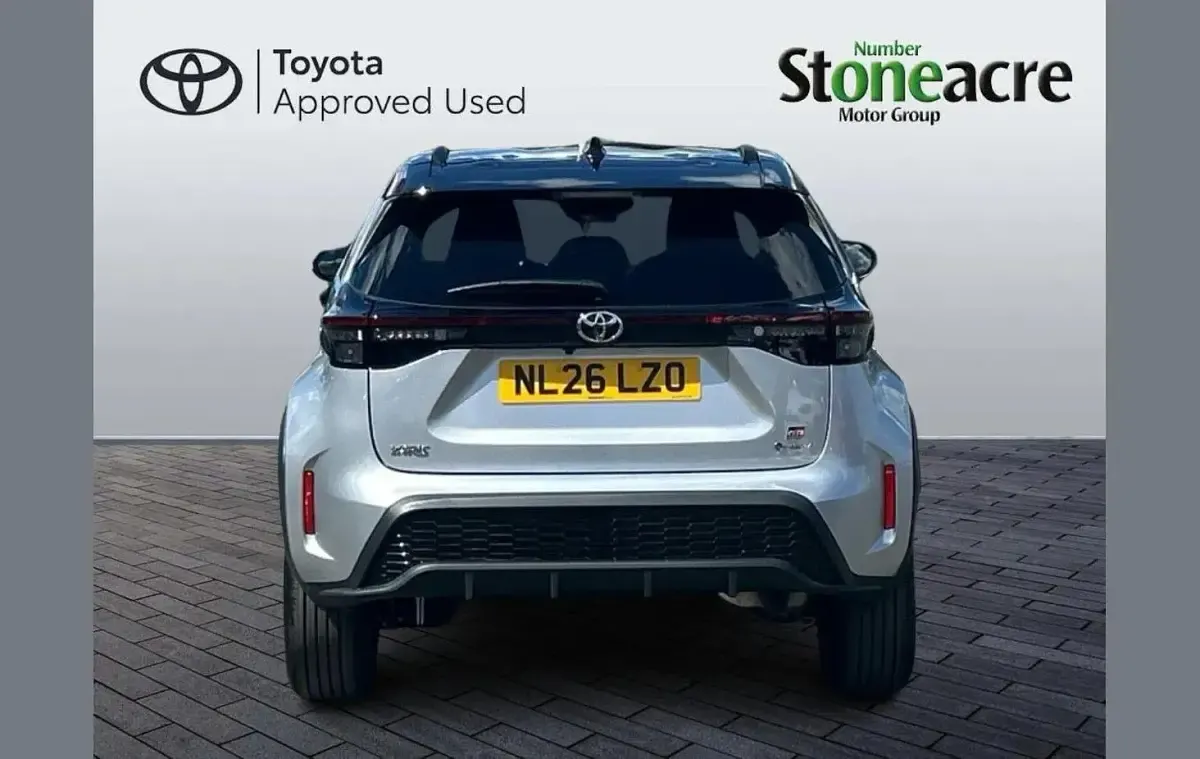 New Toyota Yaris Cross Sport 128 HP (94 kW) 2026 Silver SUV