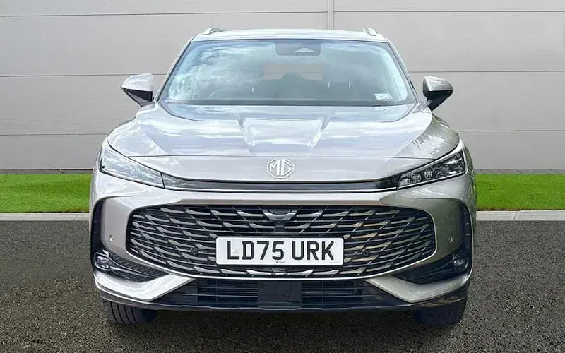 Used MG HS Trophy 224 HP (164 kW) 2026 SUV