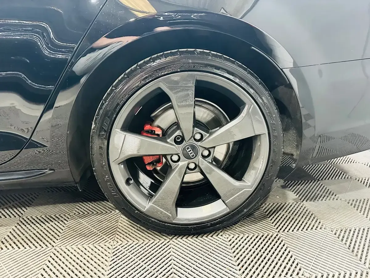 Used Audi A4 Black Edition 150 HP (110 kW) 2018 Black Sedan