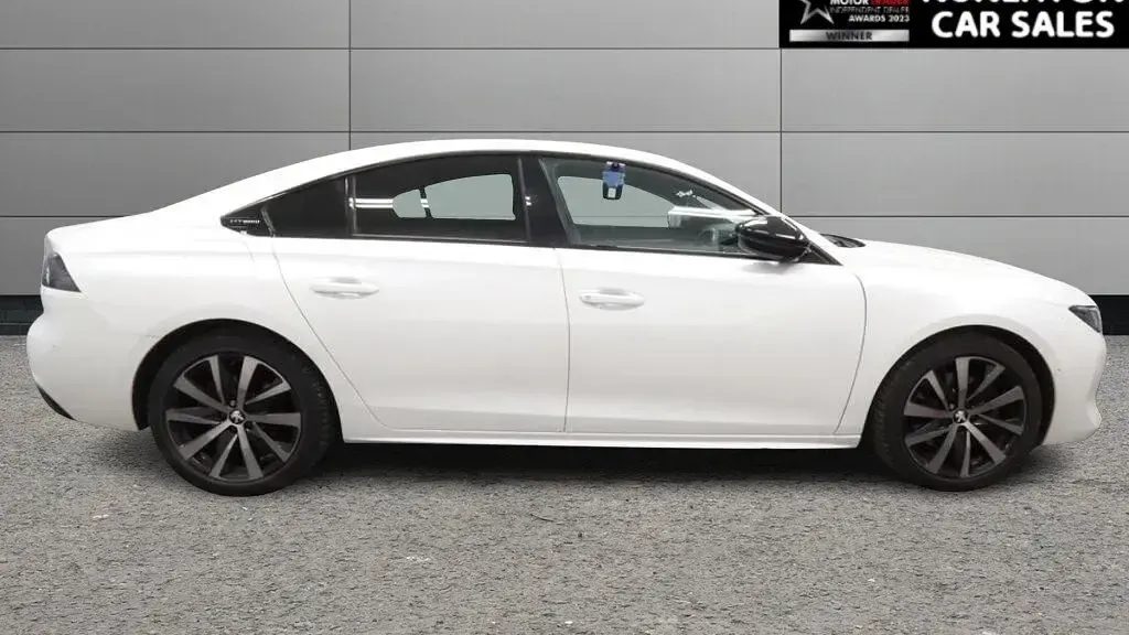 Used Peugeot 508 GT-line 360 HP (264 kW) 2020 White Hatchback