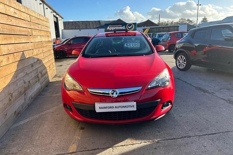 Used 2015 Vauxhall Astra GTC SRi Coupe | £3,195 (Super price) - Image 1/1