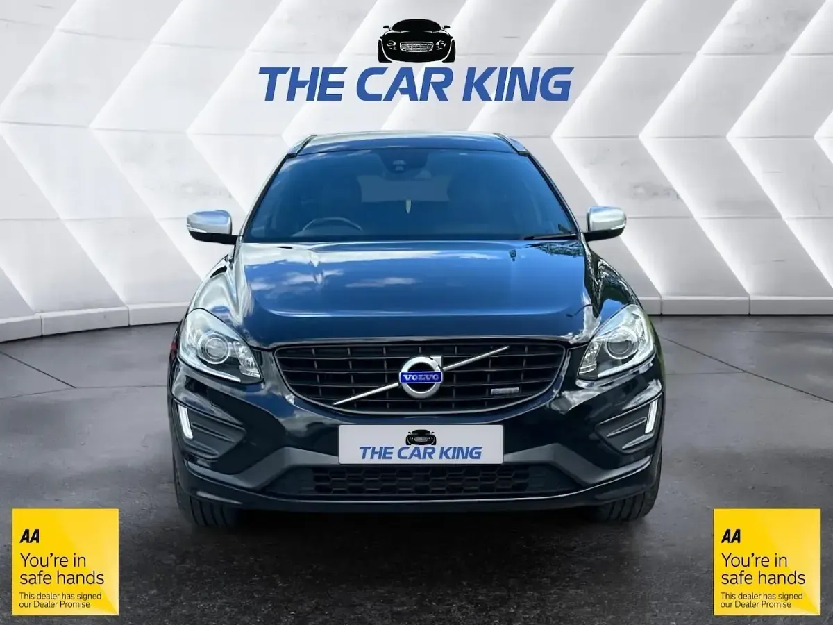Begagnad Volvo XC60 R-Design 215 HK (158 kW) 2014 Svart SUV