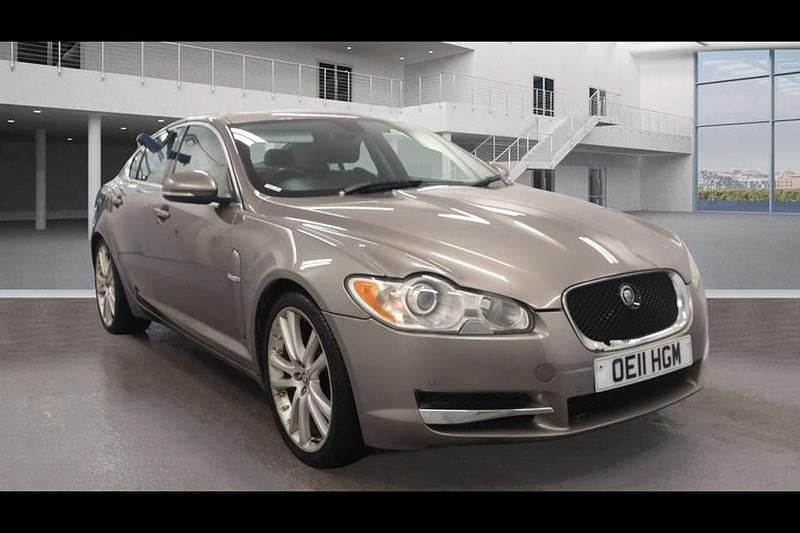 Used 2011 Jaguar XF Premium Luxury Sedan | £3,799 (Good price) - Image 1/1