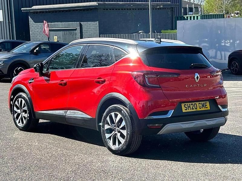 Usado Renault Captur Version S 100 HP (73 kW) 2020 Vermelho SUV
