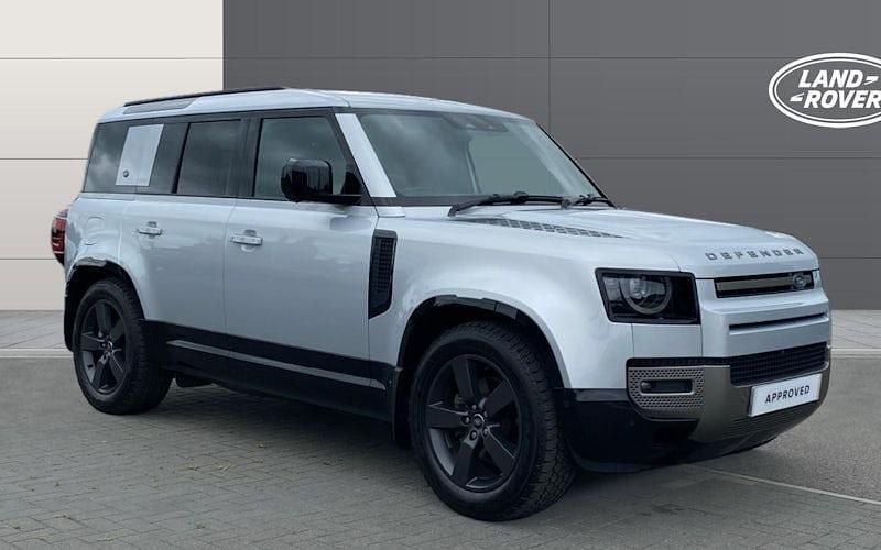 Used 2025 Land Rover Defender HSE Dynamic SUV | £57,990 (Good price) - Image 1/4
