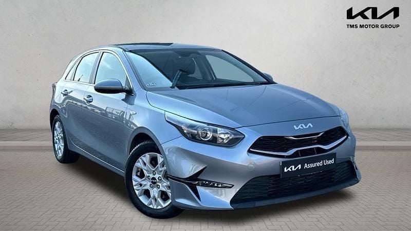 Silver Used 2024 Kia Ceed Hatchback | £17,099 (Good price) - Image 1/4
