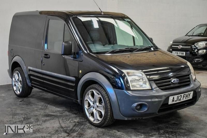 Used Ford Transit Connect 75 HP (55 kW) 2012 Black MPV