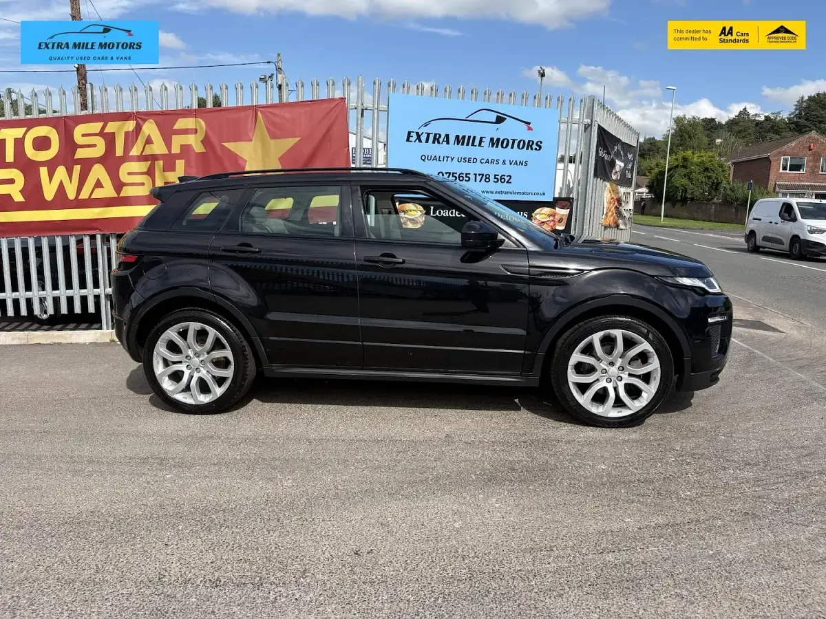 Used Land Rover Range Rover evoque HSE Dynamic 178 HP (130 kW) 2016 Black Estate