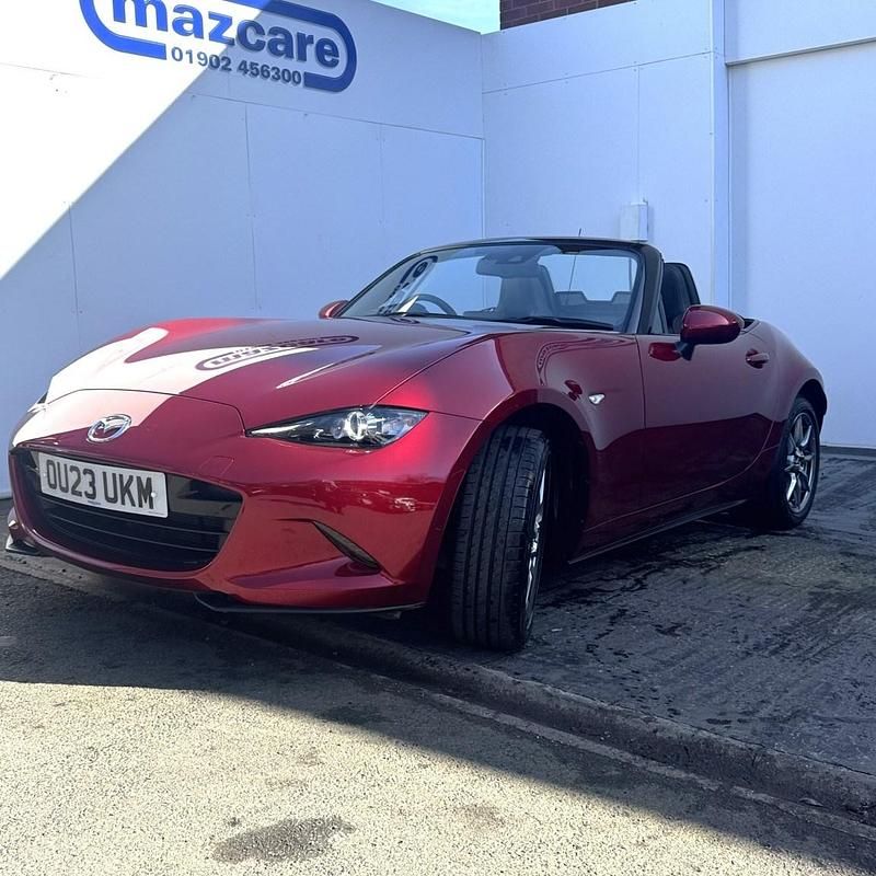 Used Mazda MX5 Exclusive-Line 132 HP (97 kW) 2023 Red Cabriolet