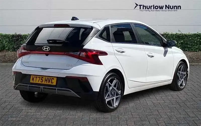 Used Hyundai i20 Premium 101 HP (74 kW) 2026 White Hatchback