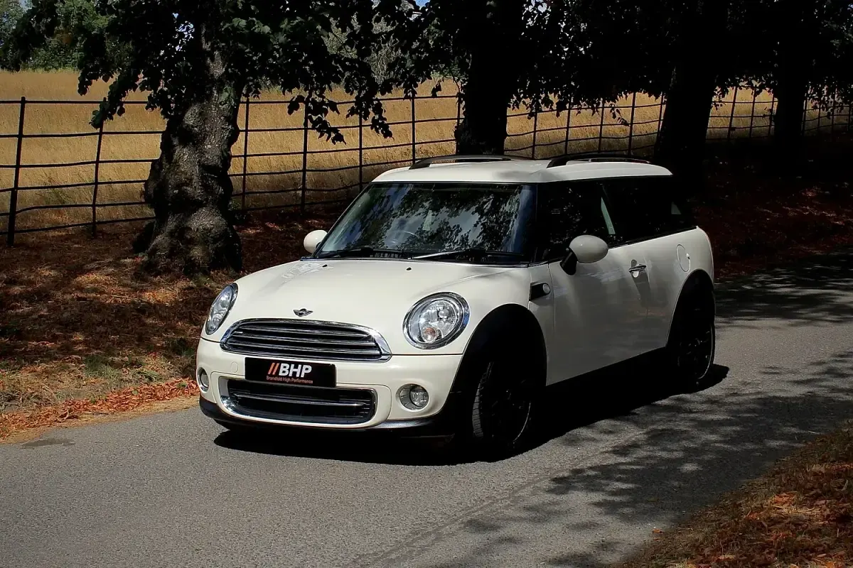 Used Mini Cooper Clubman 2012 White Estate