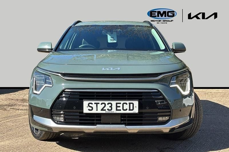 Used Kia Niro 139 HP (102 kW) 2023 Green SUV