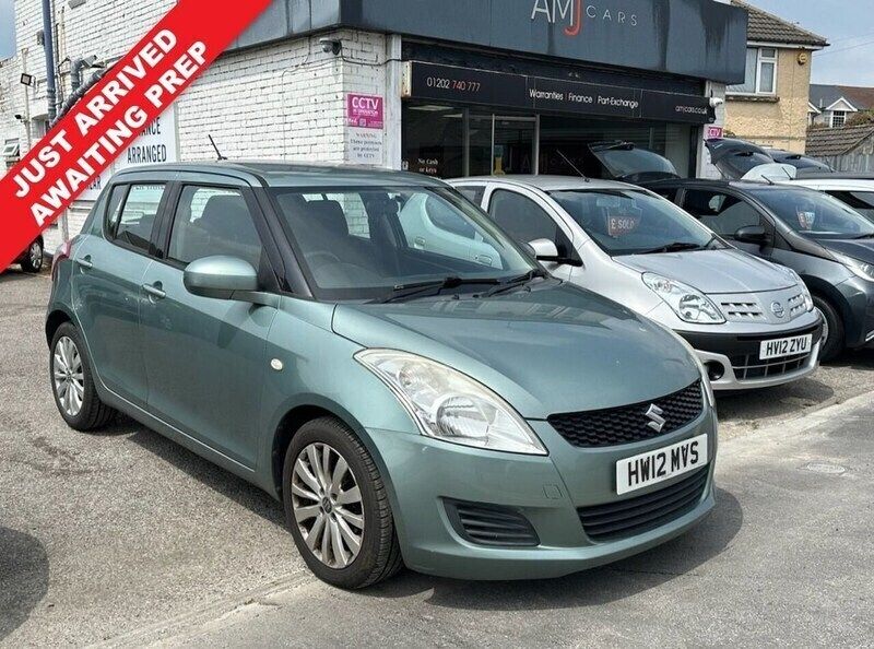 Green Used 2012 Suzuki Swift SZ3 Hatchback | £4,195 (Fair price) - Image 1/4