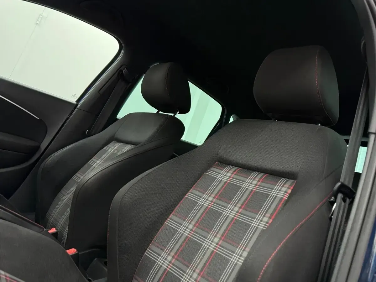 Used VW Polo GTI 192 HP (141 kW) 2015 Blue Hatchback